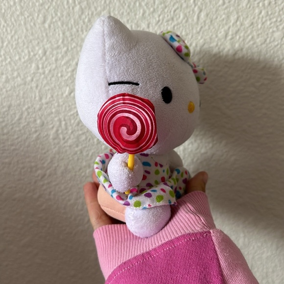 HELLO KITTY holding Lollipop Plush 5in - Picture 2 of 4